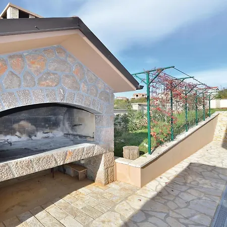 06 Holiday home