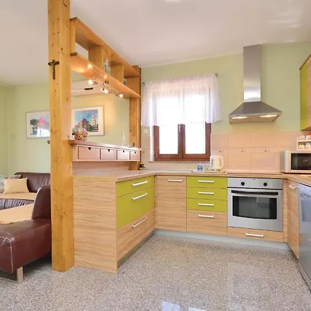 Amazing In With Kitchen